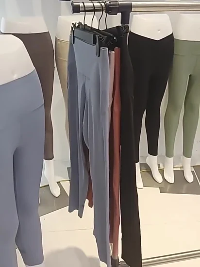 Nouveaux pantalons de yoga de printemps en nylon recyclé respectueux de l'environnement pour femmes